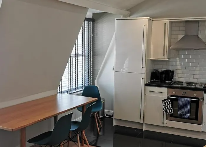 17 South Street Flat Scarborough